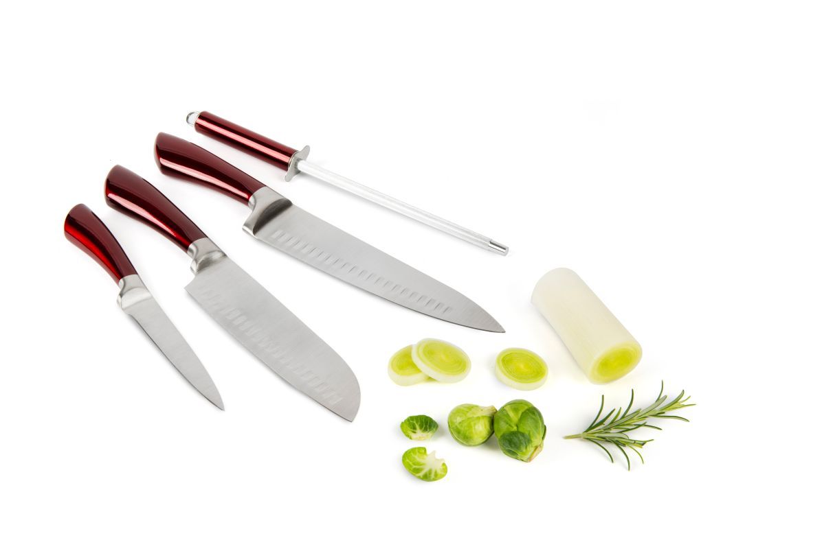 4 coltelli manico rosso, acciaio inox, con affilacoltelli - immagine 2